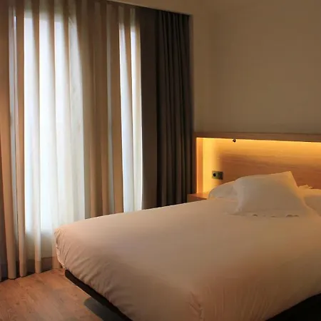 Araba ויטוריה-גאסטייז