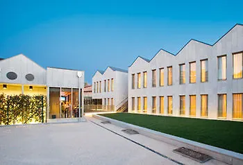 Araba Hotel 3*